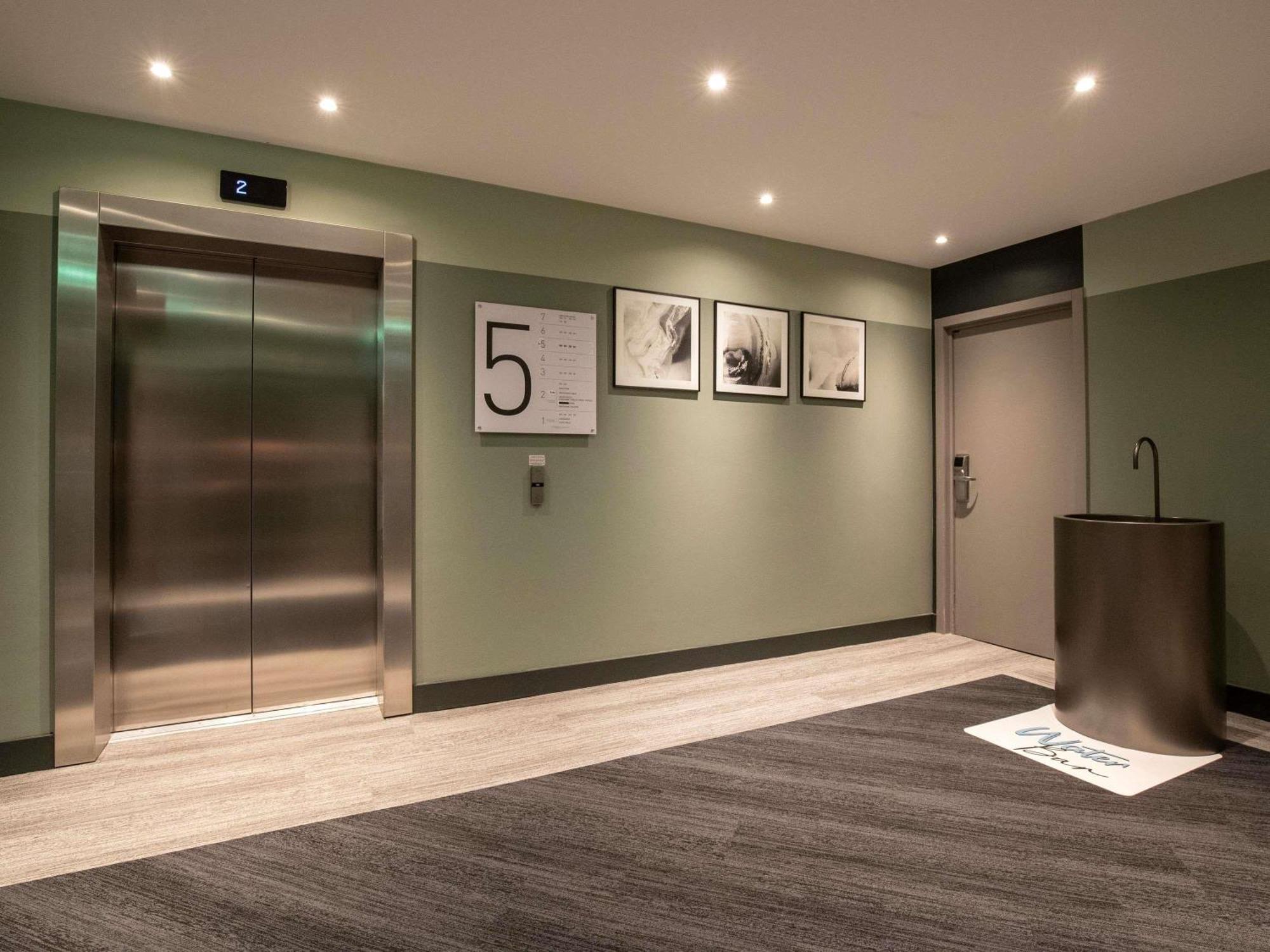 Novotel Luxembourg Kirchberg Экстерьер фото