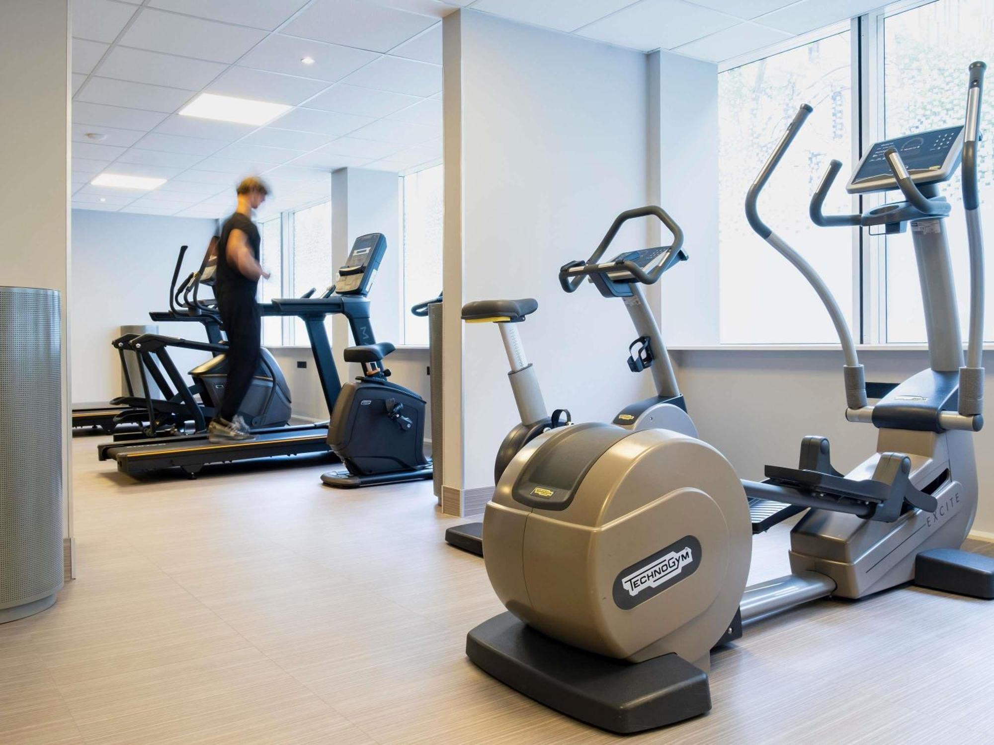 Novotel Luxembourg Kirchberg Экстерьер фото